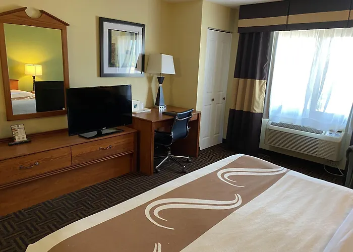 Quality I-55 Inn 4*