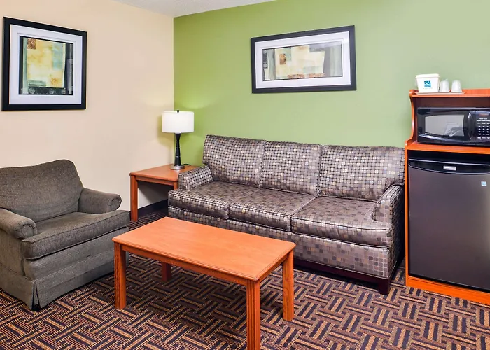 Quality I-55 Inn 4*