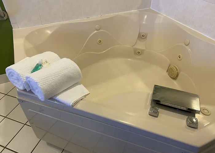 Inn Quality I-55 Bolingbrook
