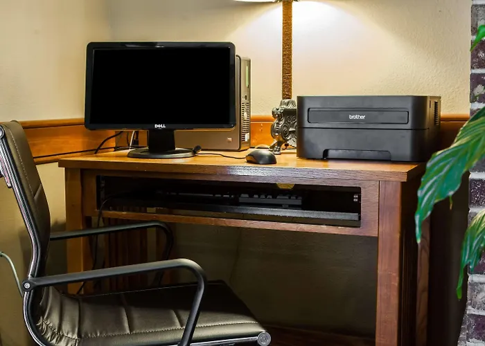 Quality I-55 Inn 4*